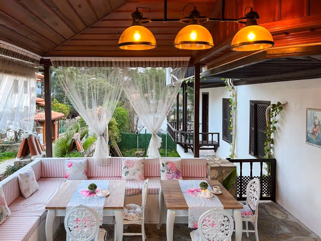 Liya Boutique Hotel Suites — 2