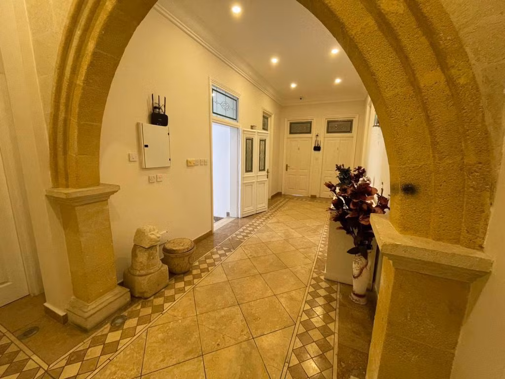 Lords Residence Boutique Hotel — 9