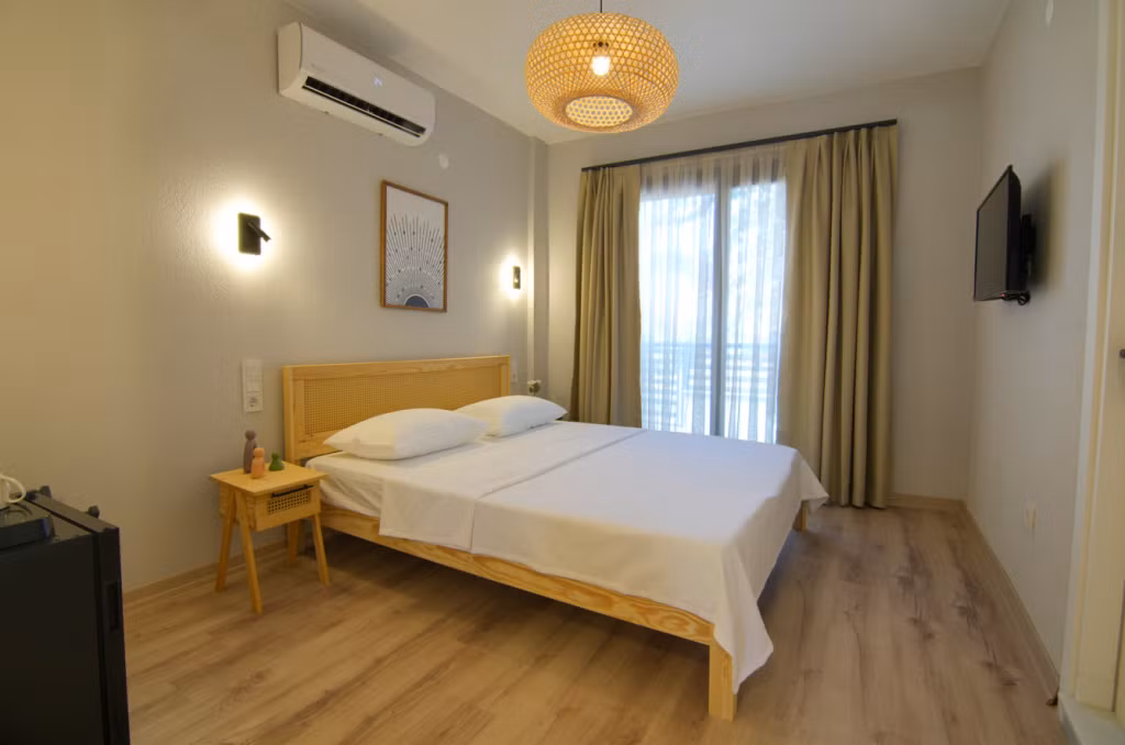 Loris Rooms Urla — 6