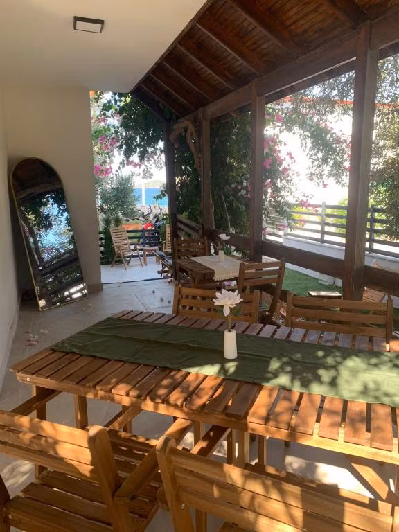 Loris Rooms Urla — 3