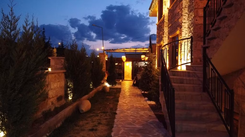 Louis Cappadocia — 9
