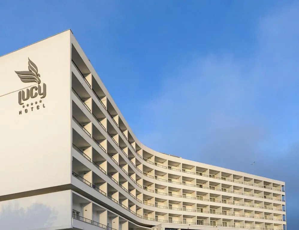 Lucy Hotel — 3