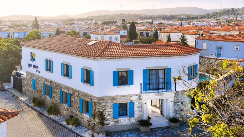 Lyse Jülide Alaçatı — 2