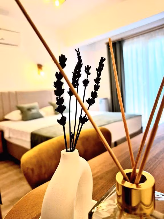 Makia Otel — 5
