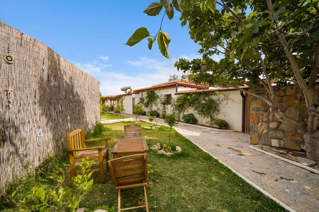 Mandalya Küçük Otel — 7