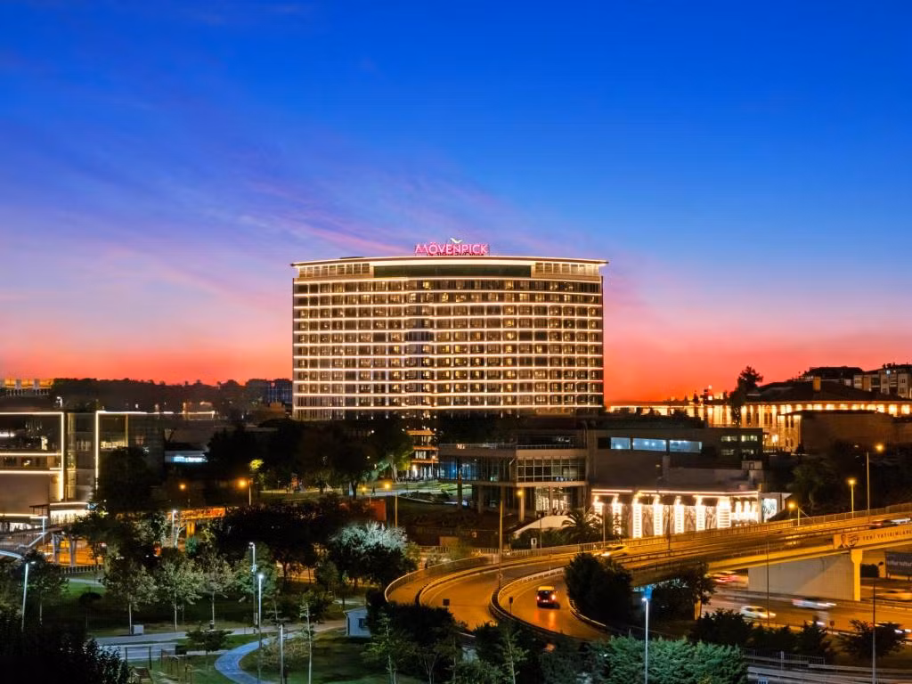 Mövenpick Hotel Istanbul Marmara Sea — 3