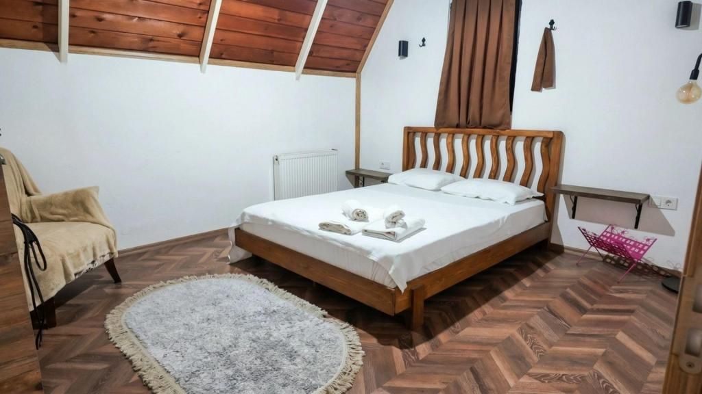 Maşukiye Pink House Bungalow — 7