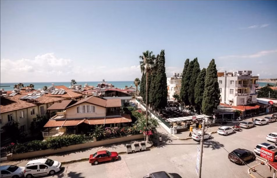 Madame Fijen Hotel — 8