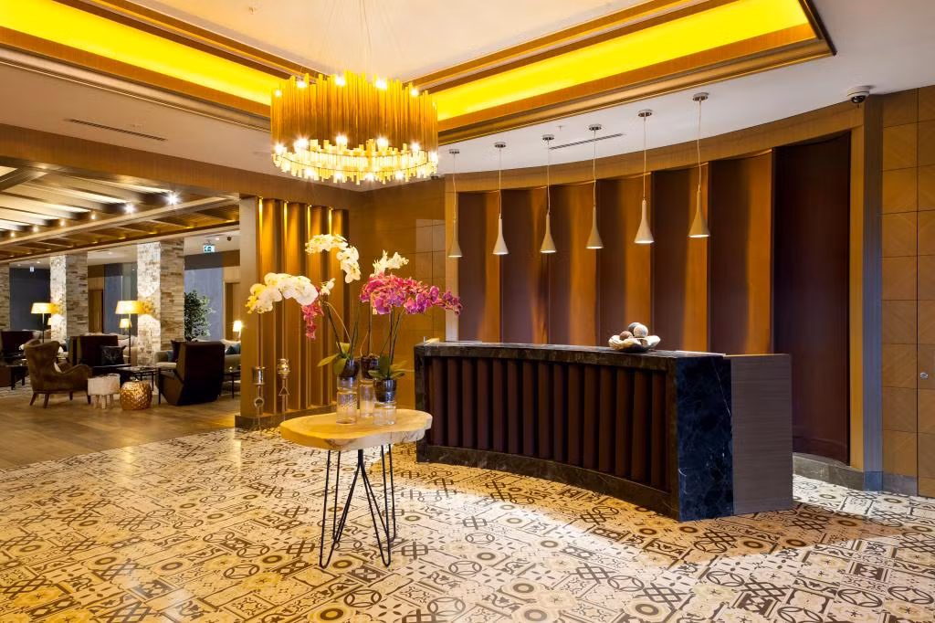 Magna Pivot Hotel — 4