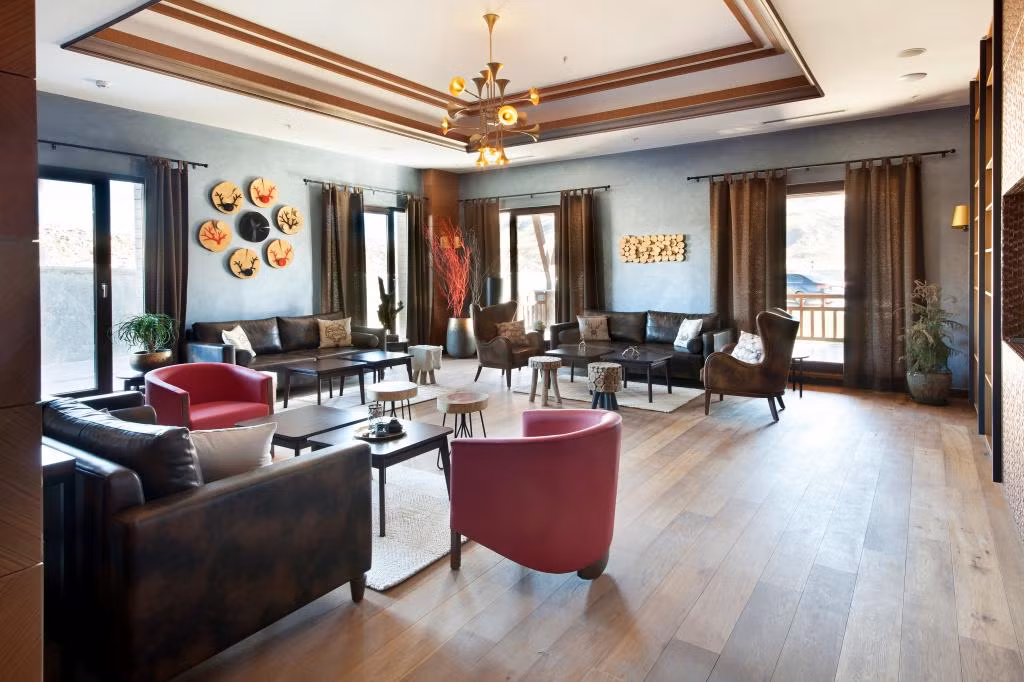 Magna Pivot Hotel — 9
