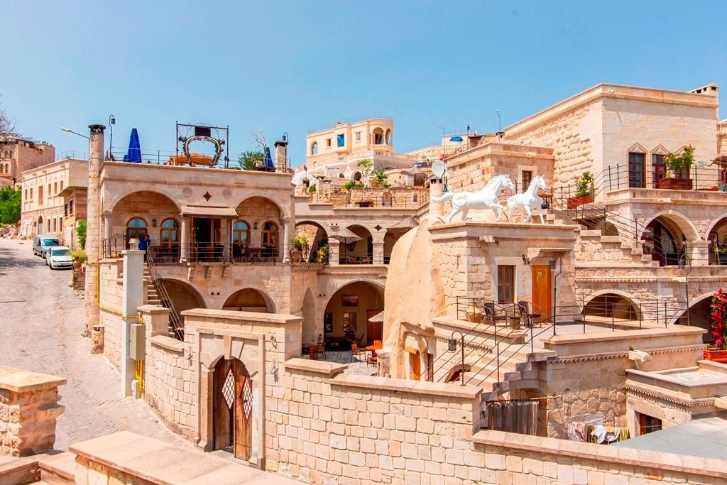 Mahzen Cave Hotel — 4