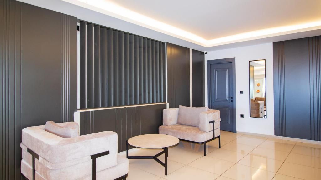 Maki Hotel — 8