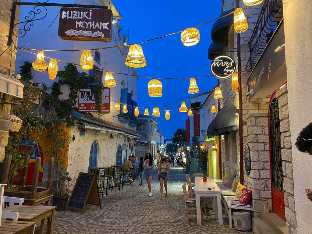 Mara Köy İçi Luxury