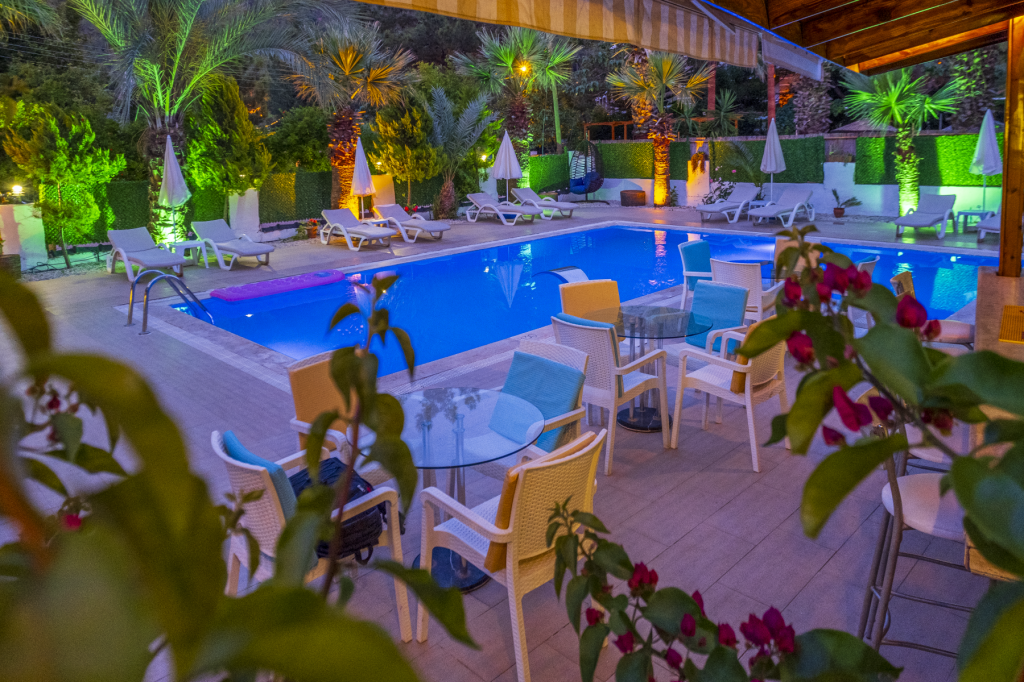 Margarita Otel — 3