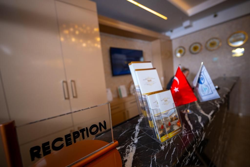 Mari Suites Hotel — 3