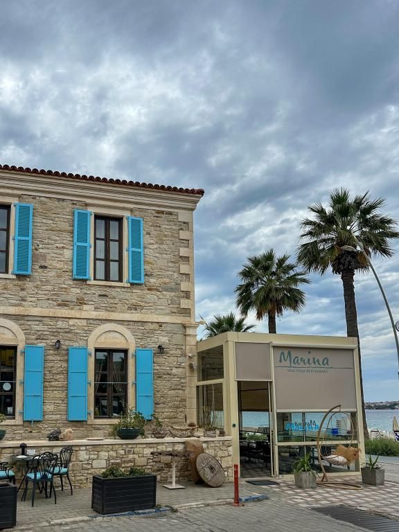 Marina Foça Hotel