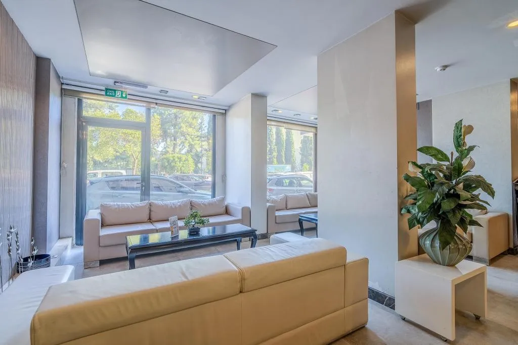 May Park Hotel — 7