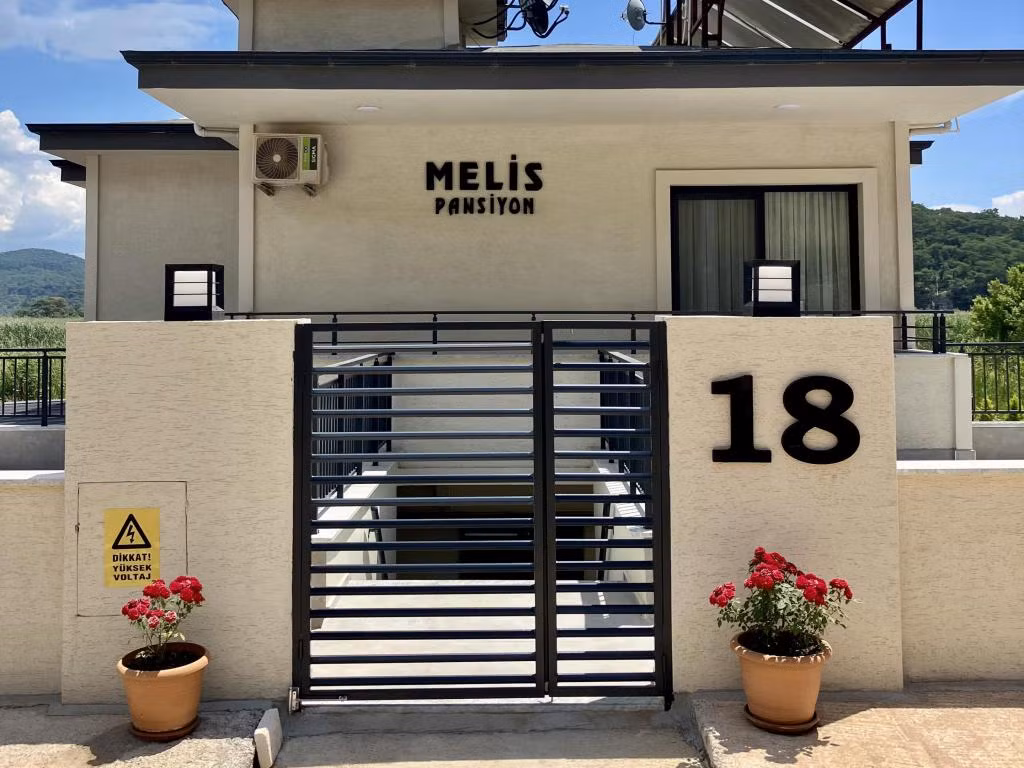 Melis Pansiyon — 2