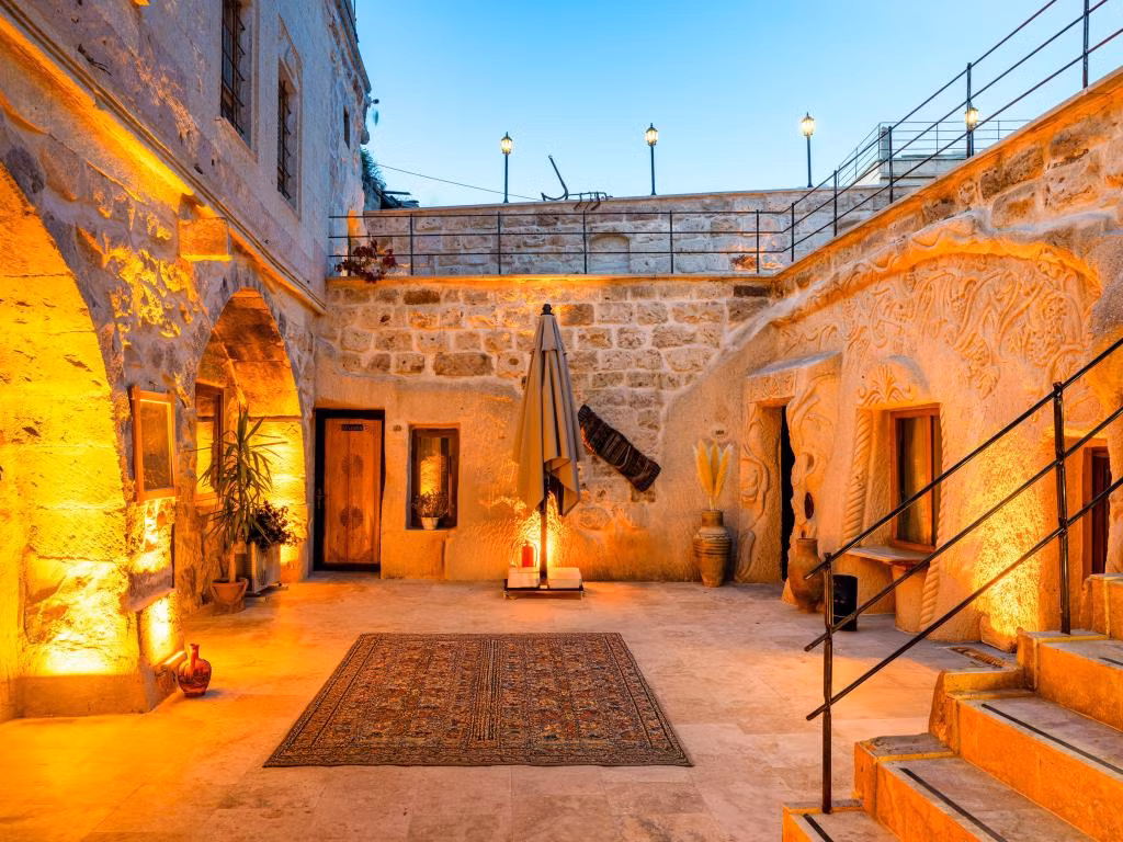 Memories Cave House — 4