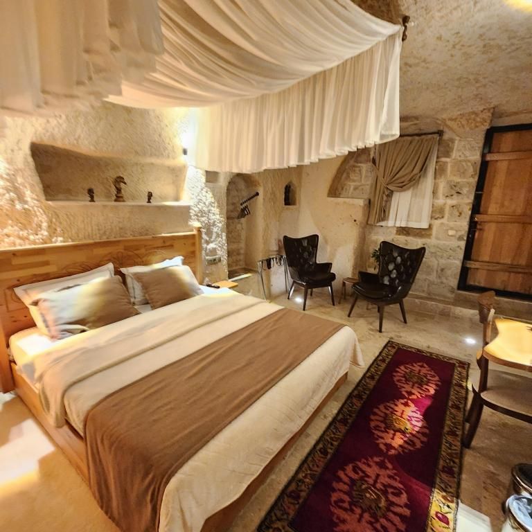 Memories Cave House — 5