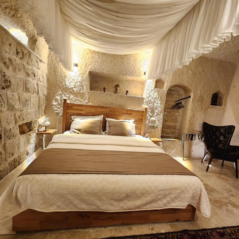 Memories Cave House — 6