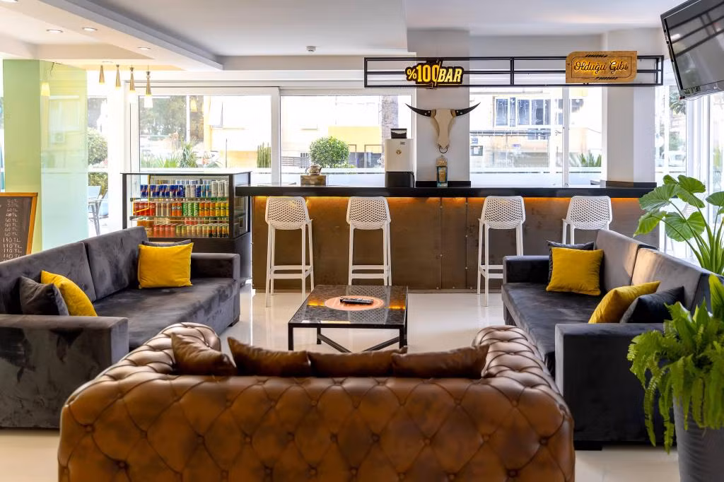 Mene City Hotel — 2