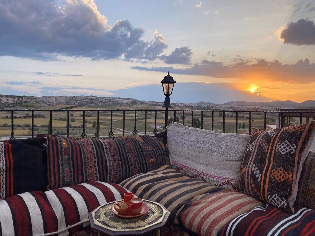 Mesken Cave Suites — 8