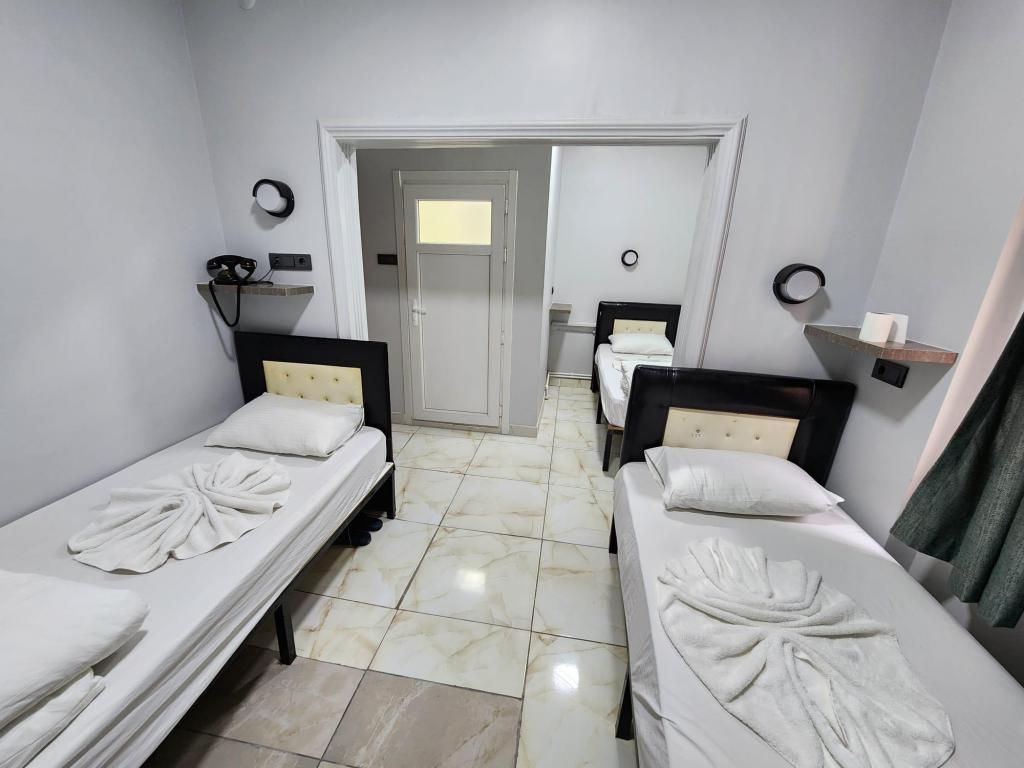Mevlevi Hotel — 4