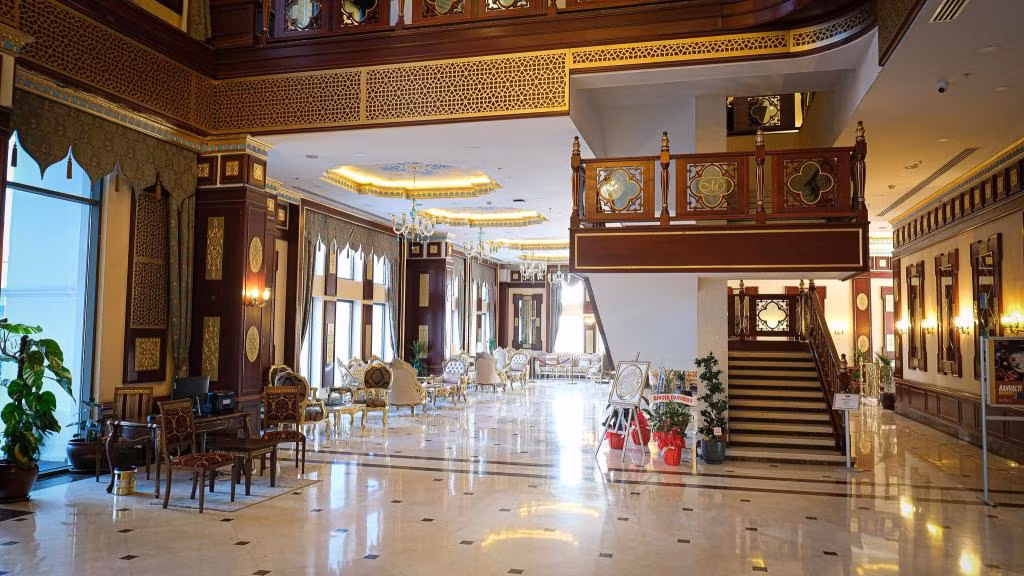 Meyra Palace — 7