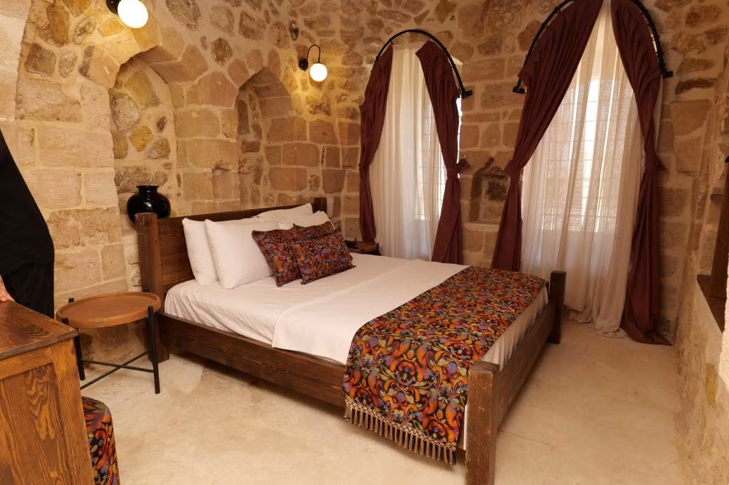 Mezova Otel — 7