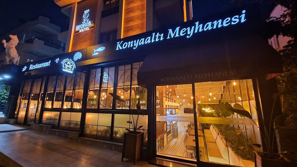 Mic Royal Hotel — 4