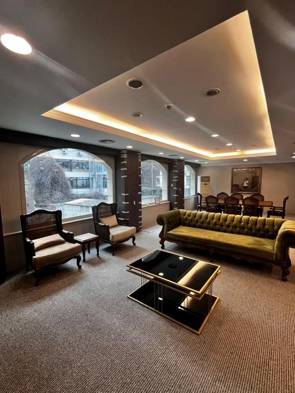 Midas Hotel — 6