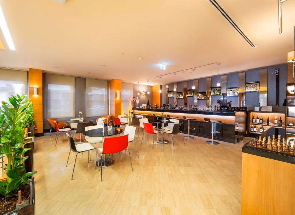 Midtown Hotel — 5