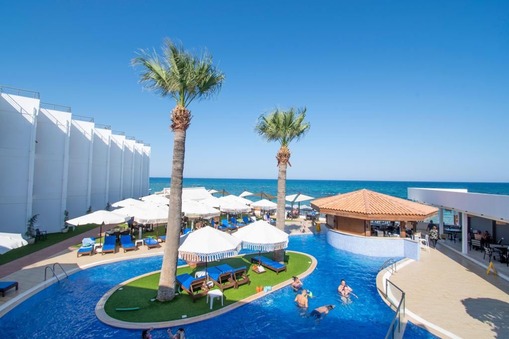 Mimoza Beach Hotel — 5