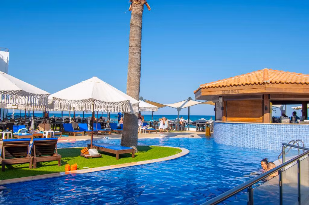 Mimoza Beach Hotel — 6
