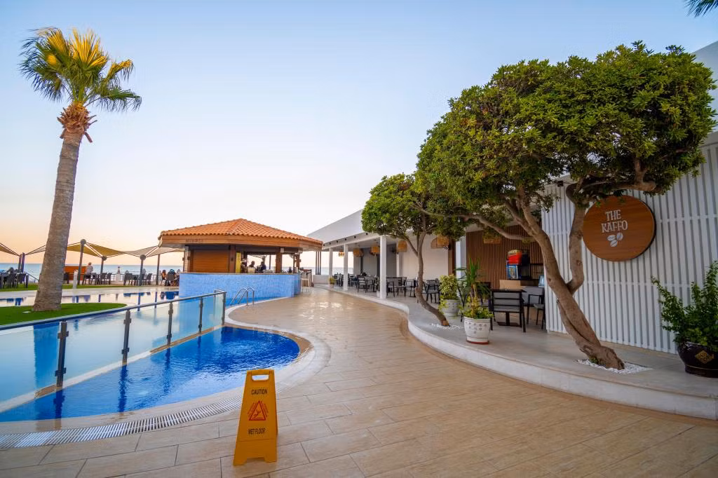 Mimoza Beach Hotel — 7
