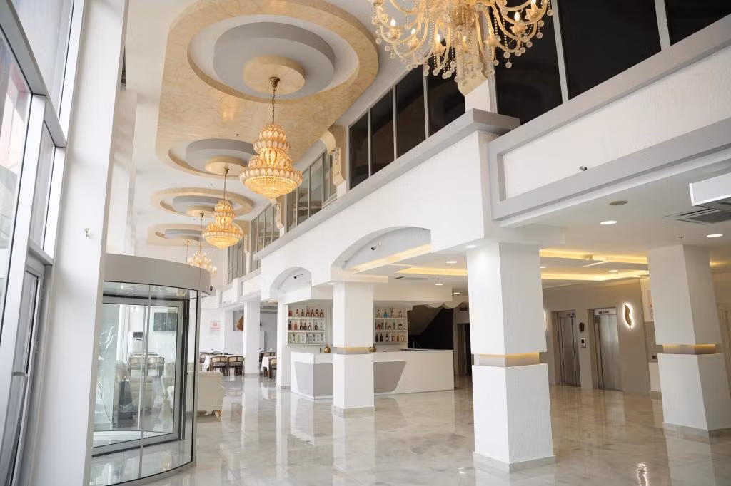 Mira Blue Hotel — 3