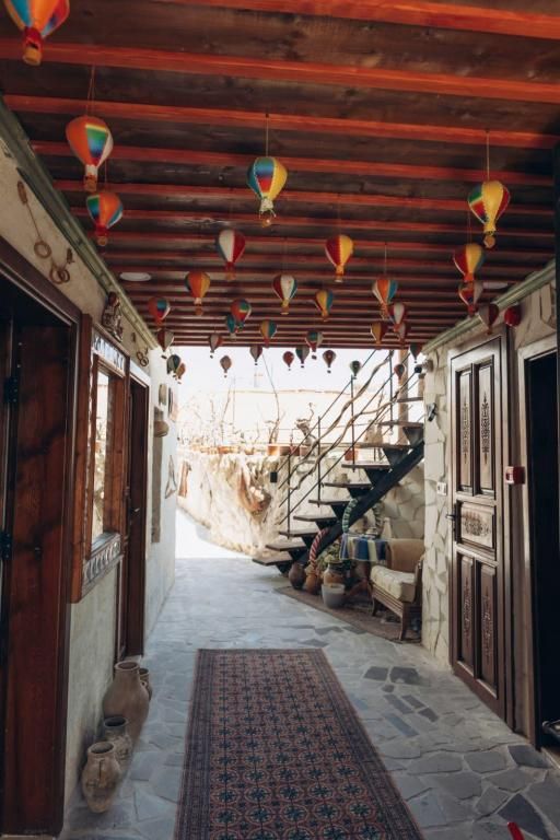 Mmf Cave House — 2
