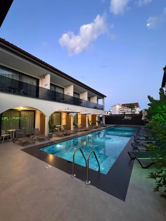 Moon Side +14 Adult Only — 2