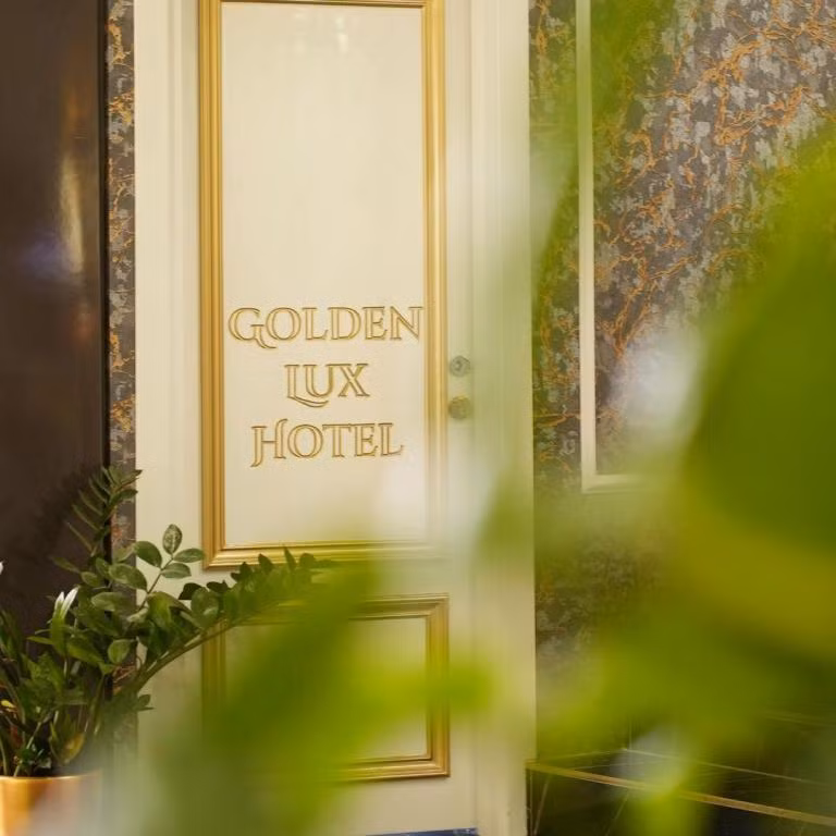 Mse Golden Lux Hotel — 2