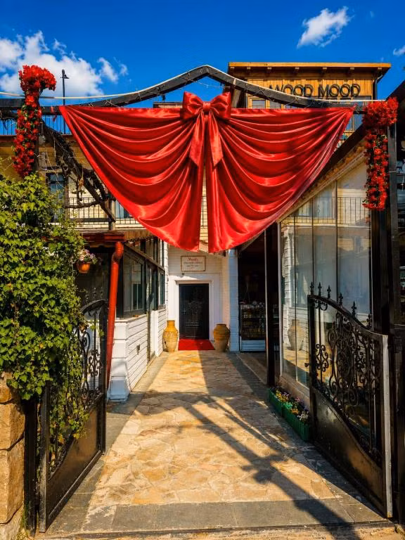 Novela In Stone House — 5
