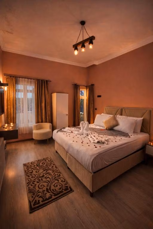 Novela In Stone House — 8
