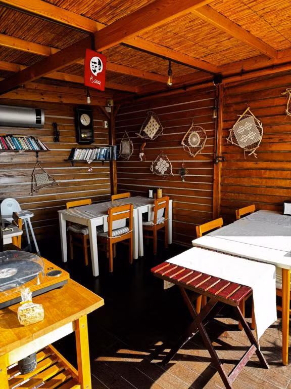 Nar Pansiyon Cafe Sığacık — 2