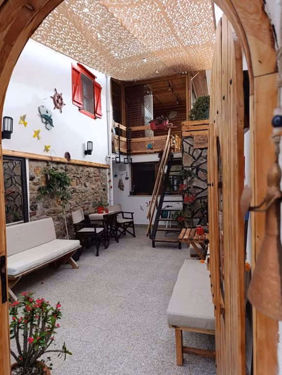 Nar Pansiyon Cafe Sığacık — 7