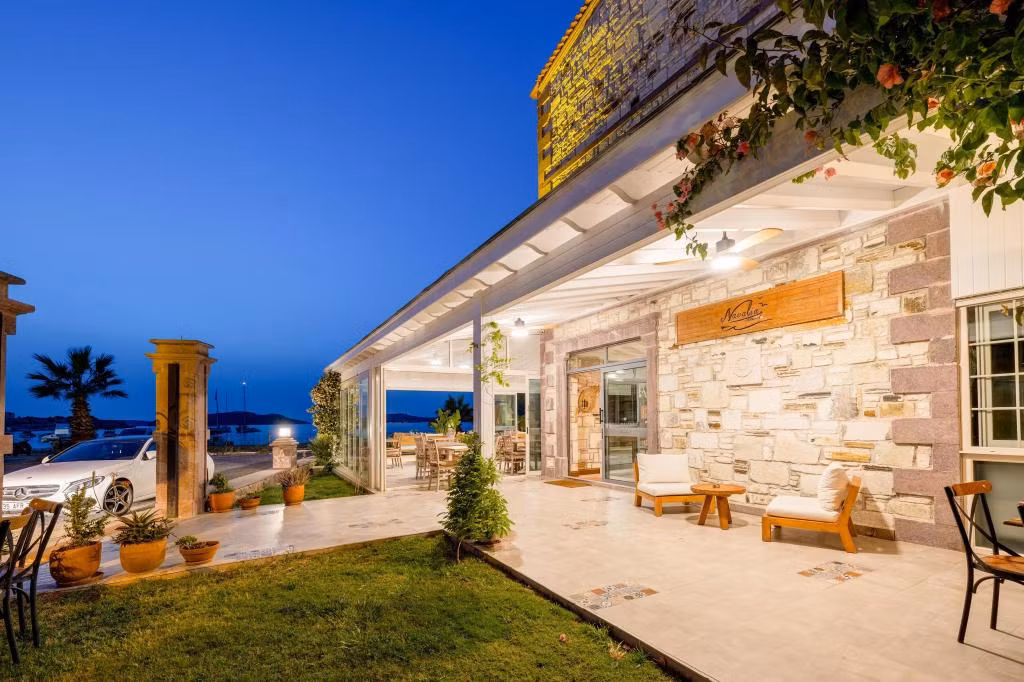 Navalia Otel Foça — 9