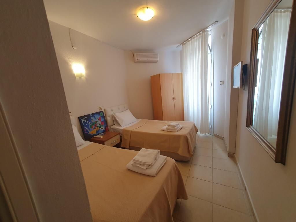 Neşe Otel Çeşme — 7