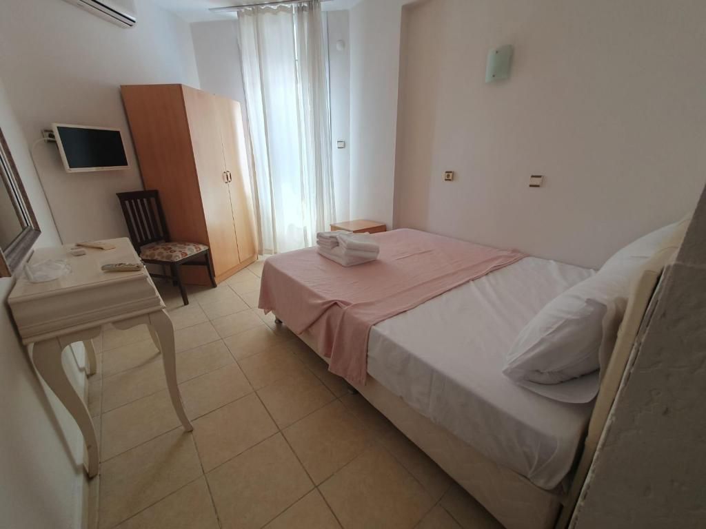Neşe Otel Çeşme — 9