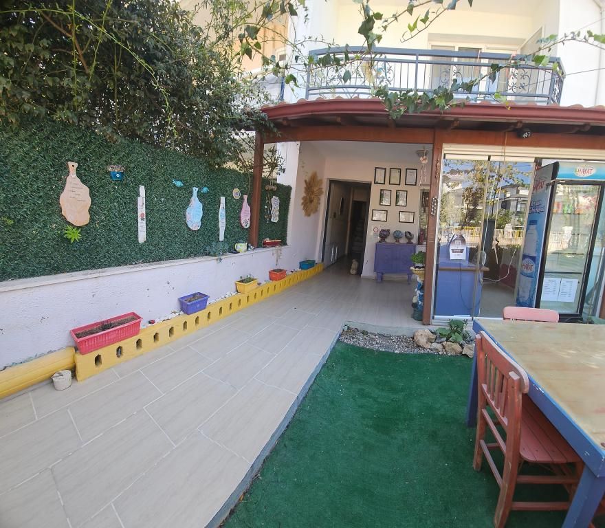 Neşeli Pansiyon Cafe Sığacık — 9