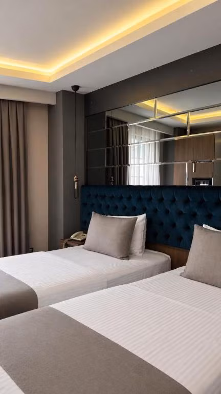 New Point Otel — 5