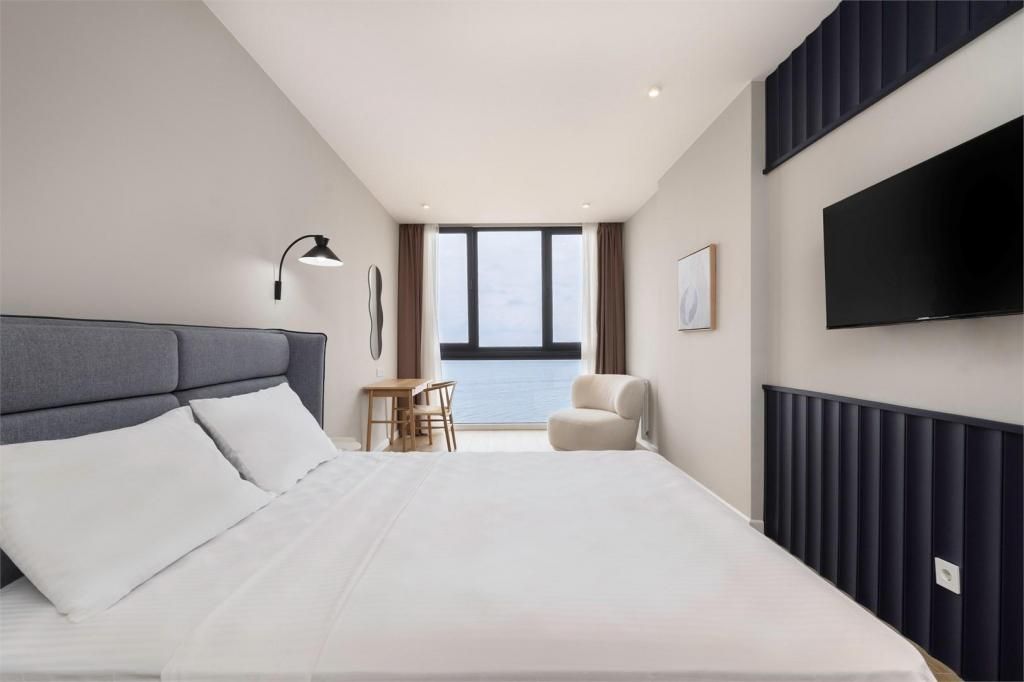 Next White Aparthotel Official Batumi — 5